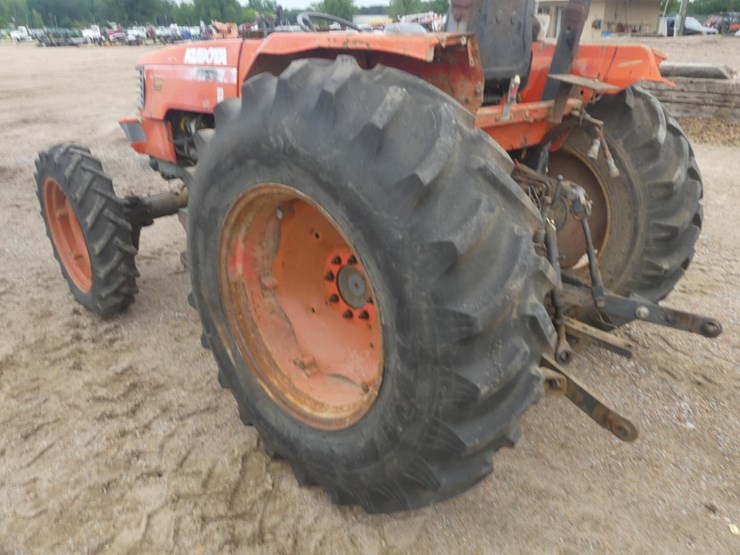 kubota-m5400-image-6