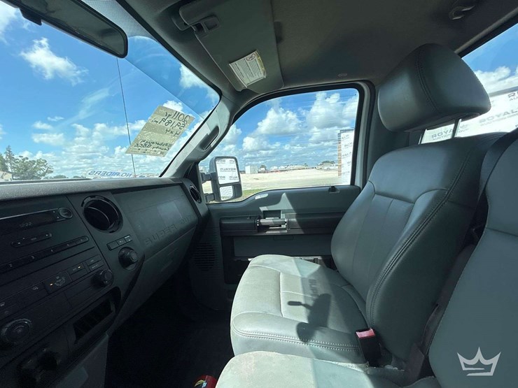 2011-ford-f250-image-10