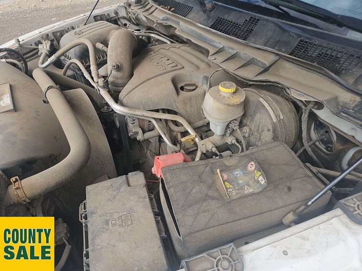 2014-dodge-1500-image-28