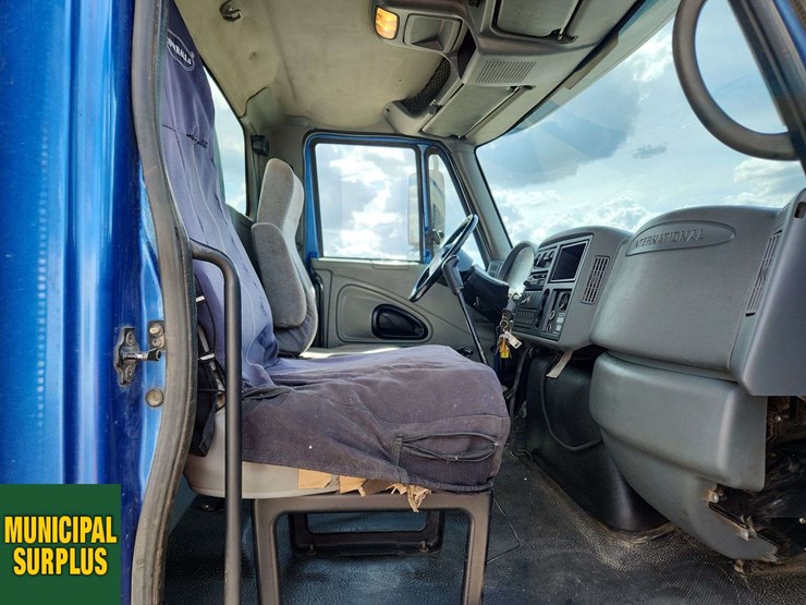 2007-international-durastar-4300-image-18