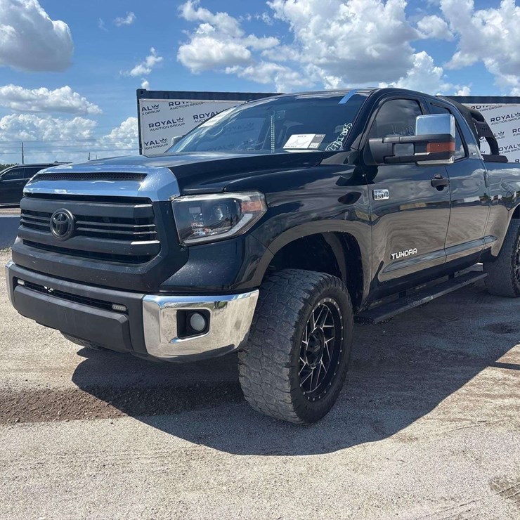 2016 TOYOTA TUNDRA