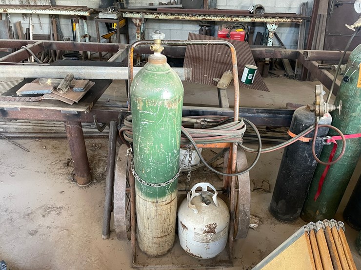 #1015-•-oxygen-and-acetylene-welding-set-image-2