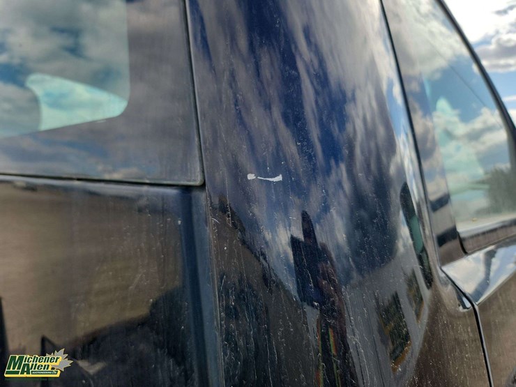 2012-chevrolet-silverado-3500-image-32