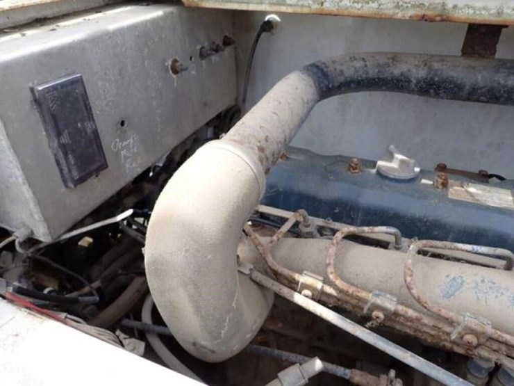 2001-moffett-m5000-image-36