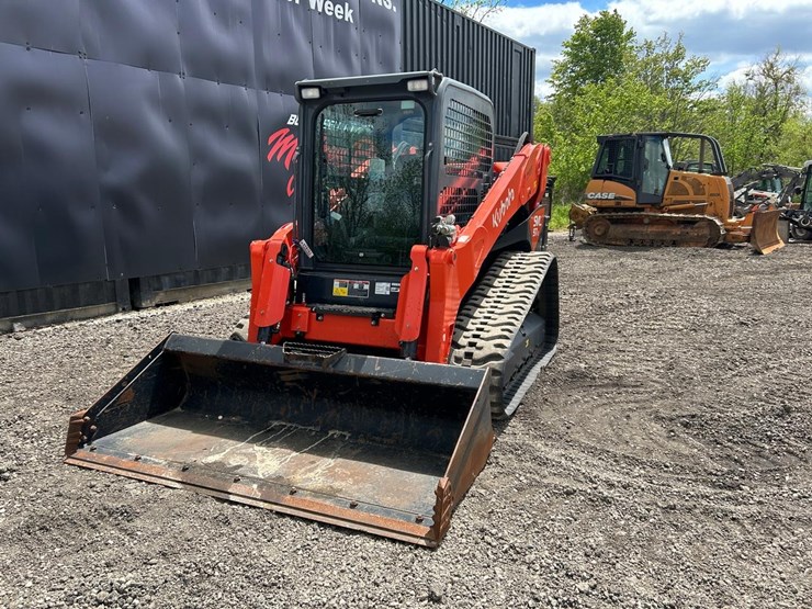 2024-kubota-svl97-2-image-8