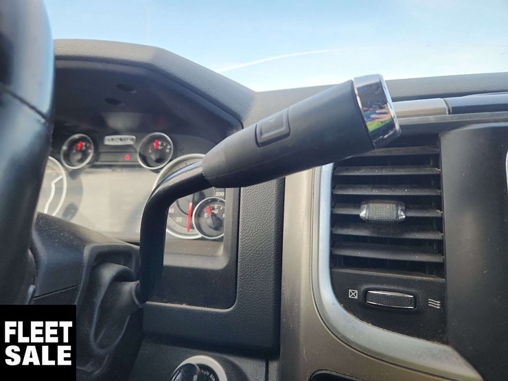 2015-ram-2500-slt-image-25