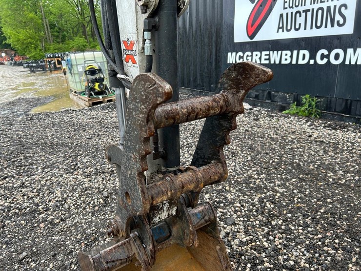 2019-bobcat-e35-image-9