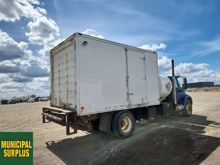 2007-international-durastar-4300-image-4
