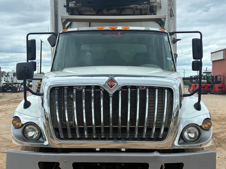 2018-international-workstar-7400-image-2