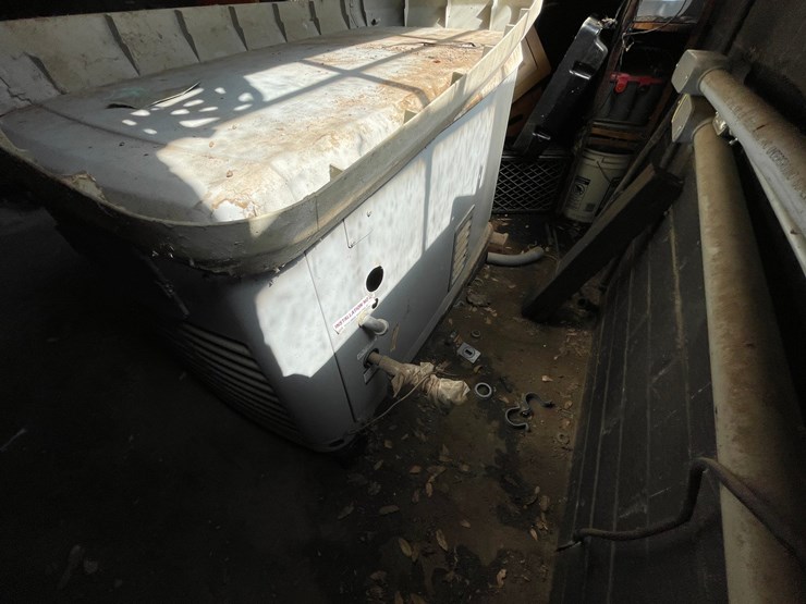 #1010-•-generac-centurion-image-5