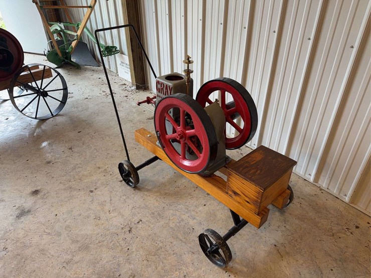 gray-engine-image-10