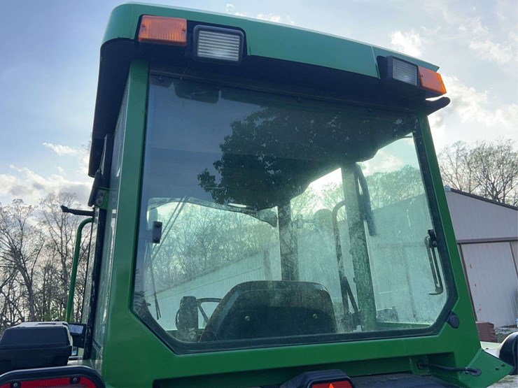 john-deere-5210-image-33