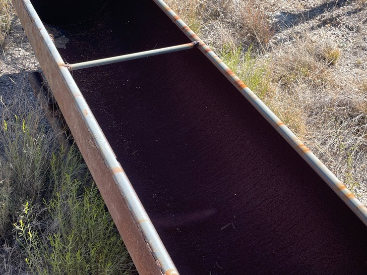 #1045-•-cattle-feeder-image-2