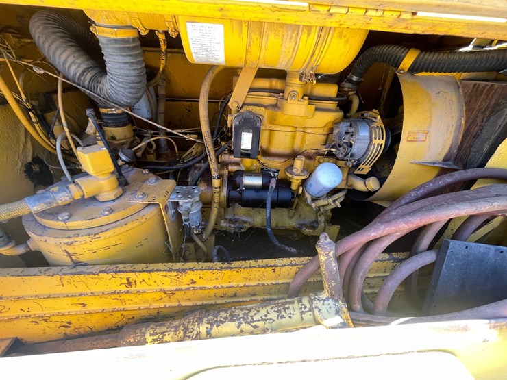 #1048-•-air-compressor-image-13