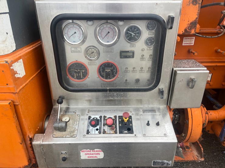 2015-kenworth-t800-image-18