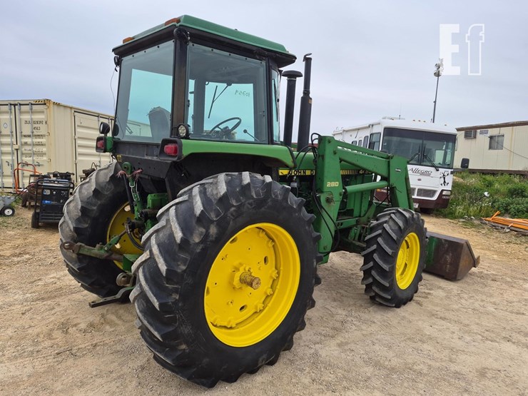 john-deere-4450-image-8