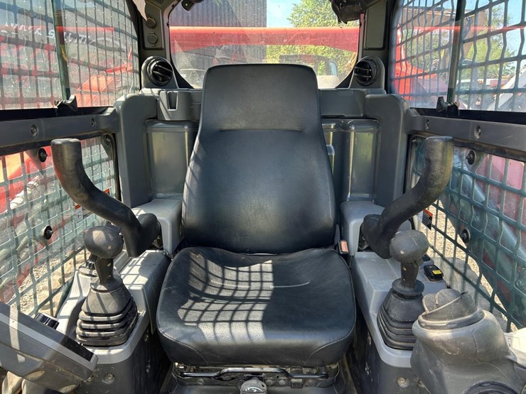 2023-kubota-svl75-3-image-20