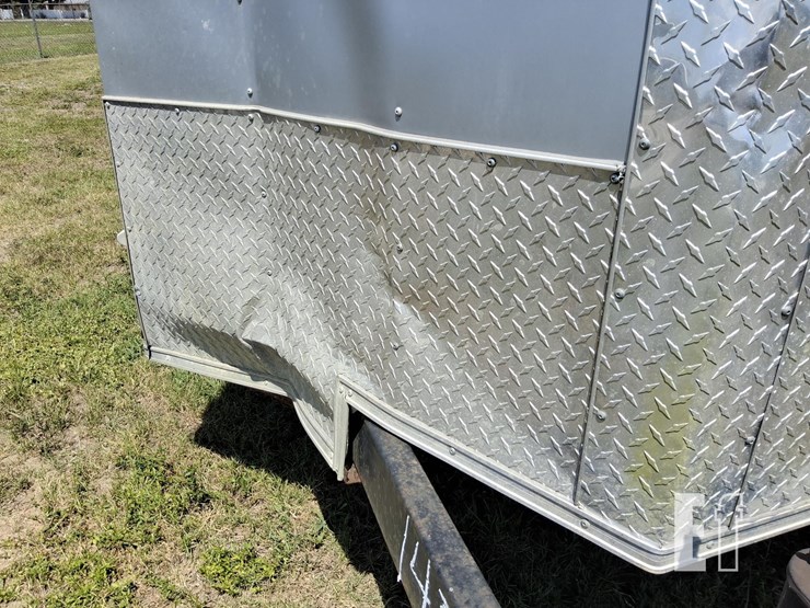 2014-covered-wagon-16-ft-image-16