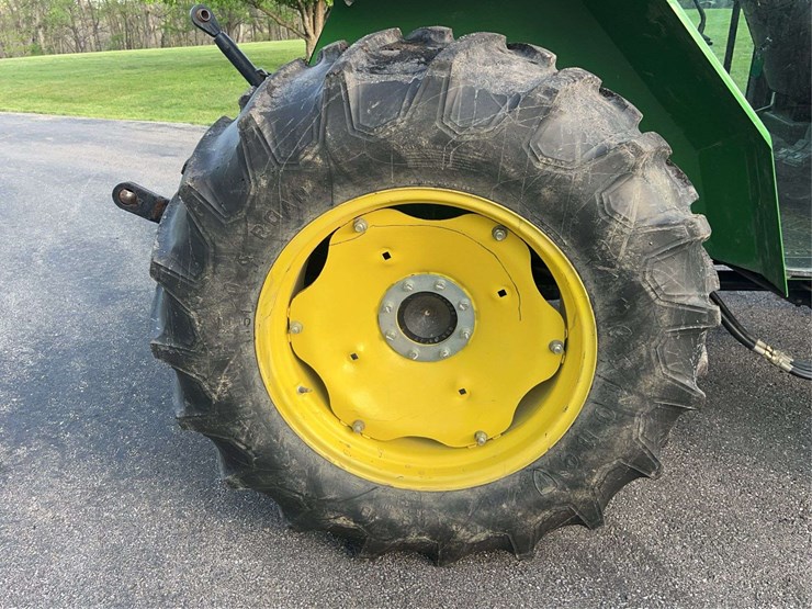 john-deere-5210-image-36
