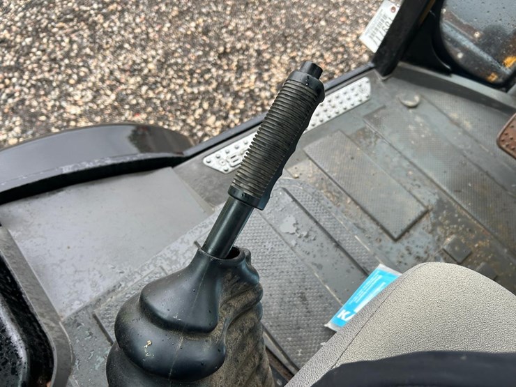 jcb-407-image-25