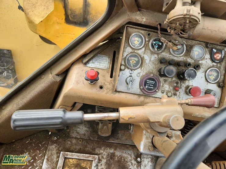 1980-caterpillar-966c-image-12