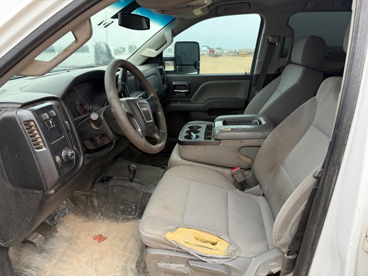 2018-gmc-sierra-2500hd-image-10