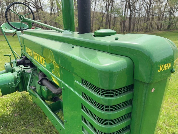 john-deere-b-image-11