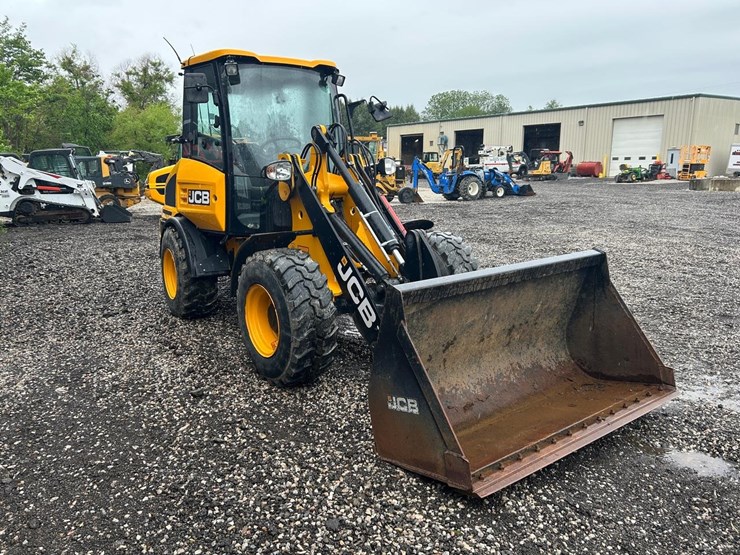 jcb-407-image-6