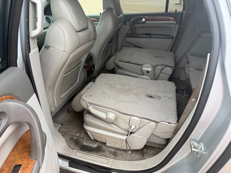 2012-buick-enclave-image-6