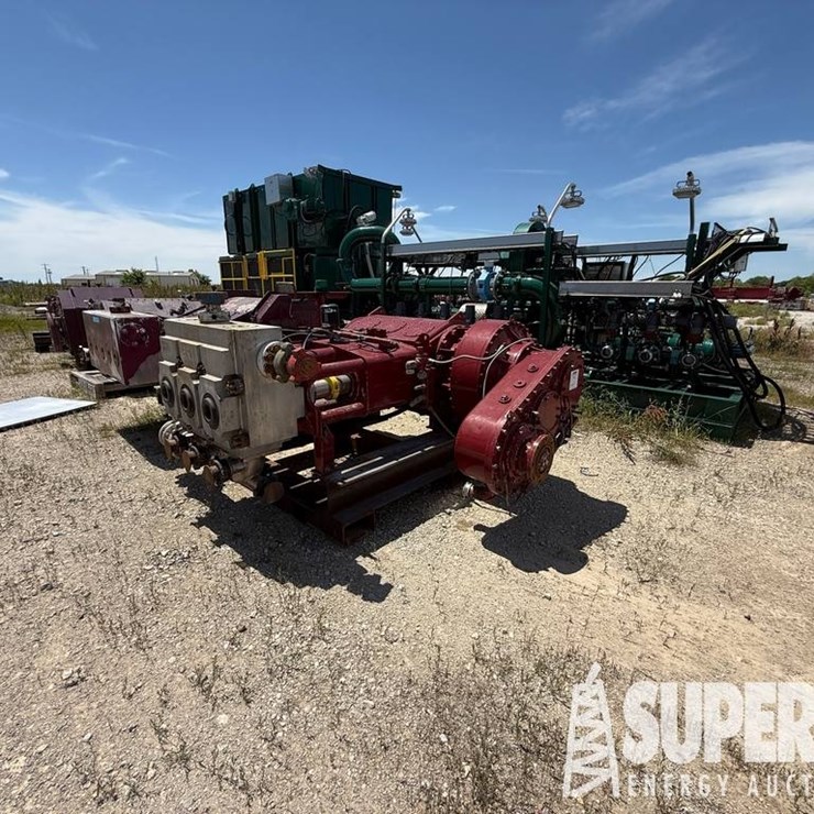 (15-8) WEIR SPM TWS 2500 Triplex Pump, w/ 15,000# ...