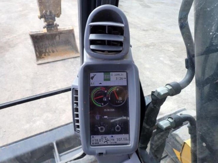 2022-deere-75g-image-10