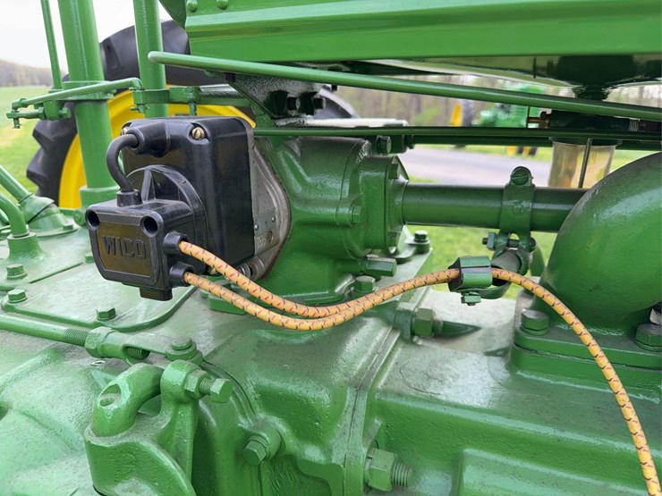 john-deere-b-image-33