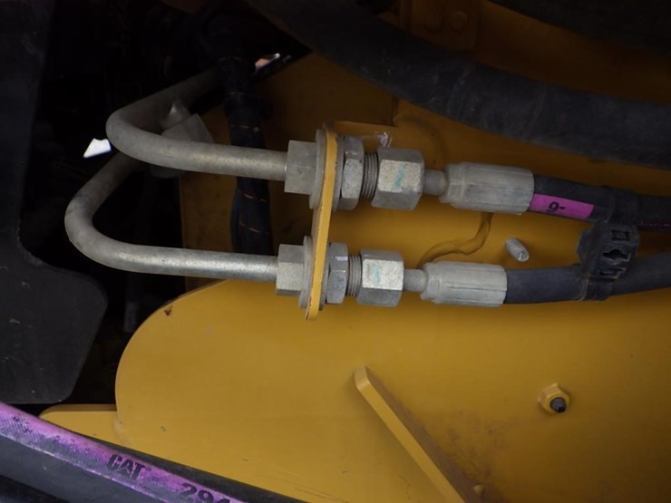 2021-caterpillar-259d3-image-20