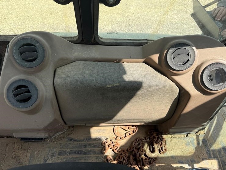 deere-410e-image-21