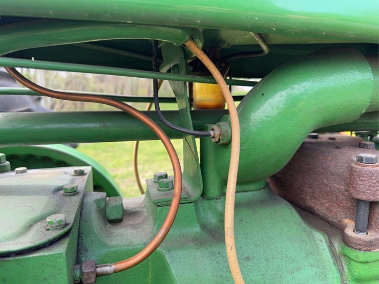 john-deere-h-image-35