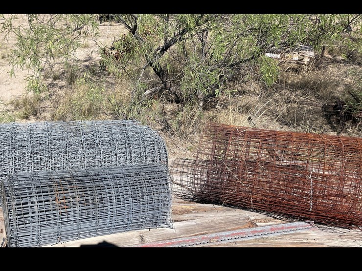 #1043-•-fencing-rolls-image-1