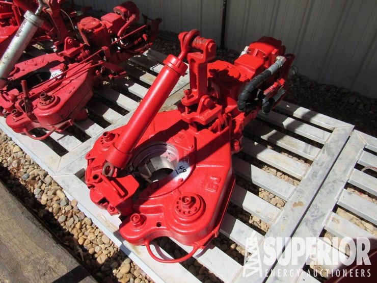 massey-ferguson-8-image-1