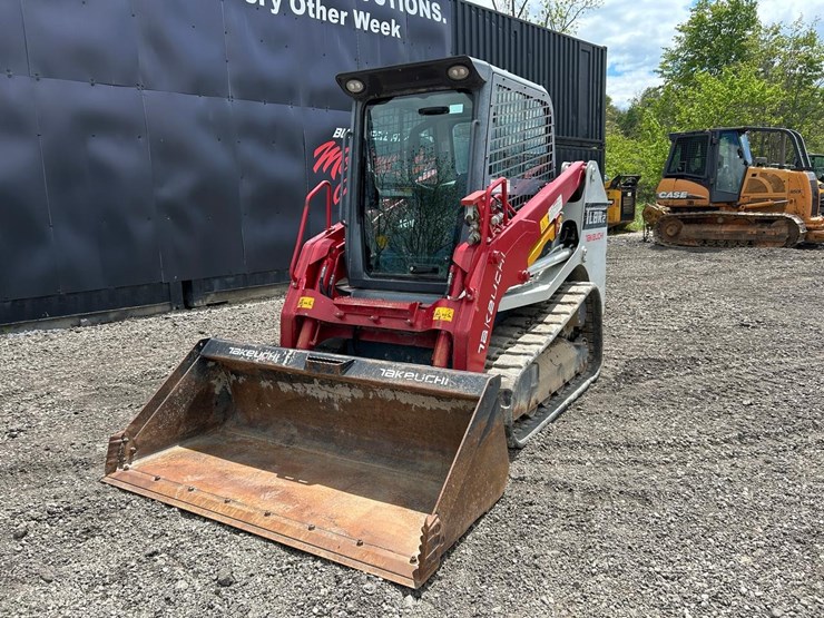 2022-takeuchi-tl8r2-image-8