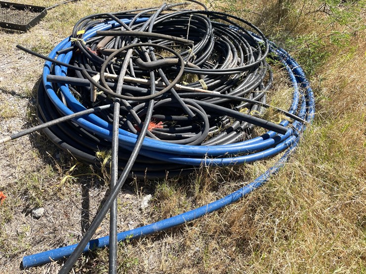 #1086-•-lot-of-plastic-hose-image-3