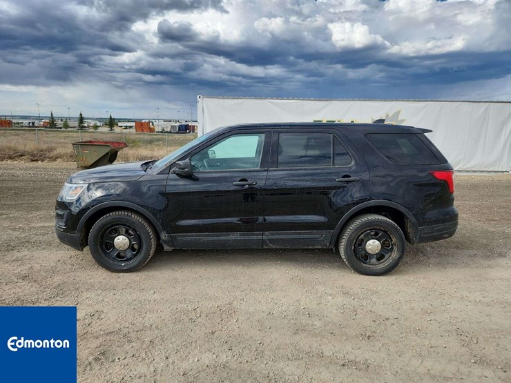 2018-ford-explorer-image-6