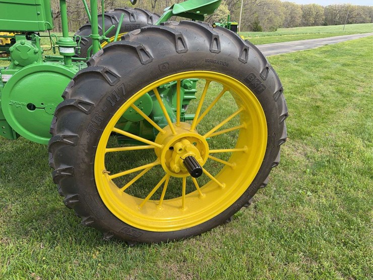 john-deere-a-image-11
