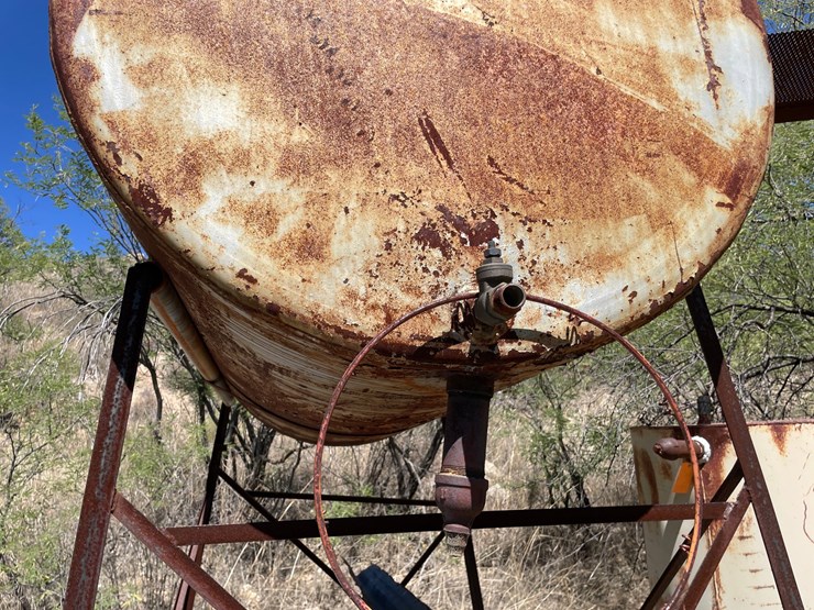#1061-•-gravity-fed-fuel-tank-image-7