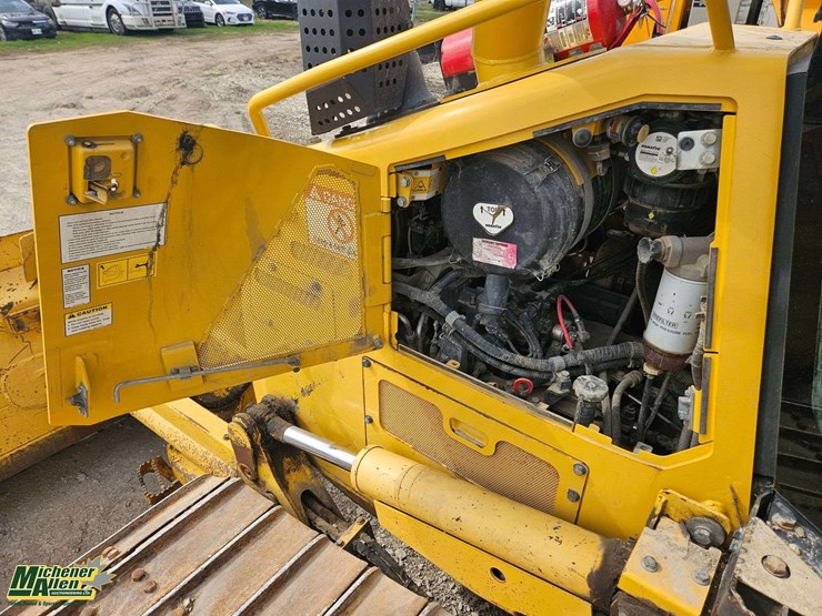2017-komatsu-d61px-24-image-27
