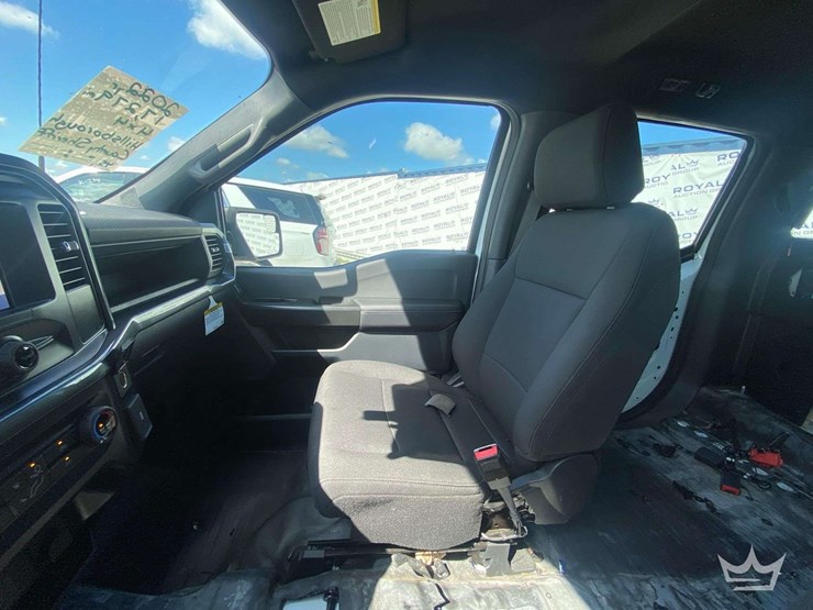 2022-ford-f150-image-25