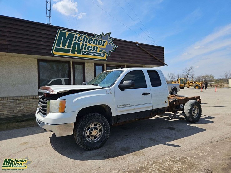 2007-gmc-sierra-2500hd-image-1