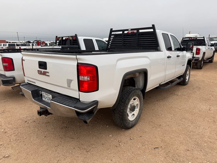 2018-gmc-sierra-2500hd-image-7