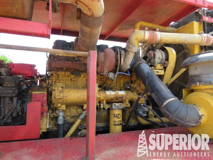 2004-caterpillar-c15-image-9