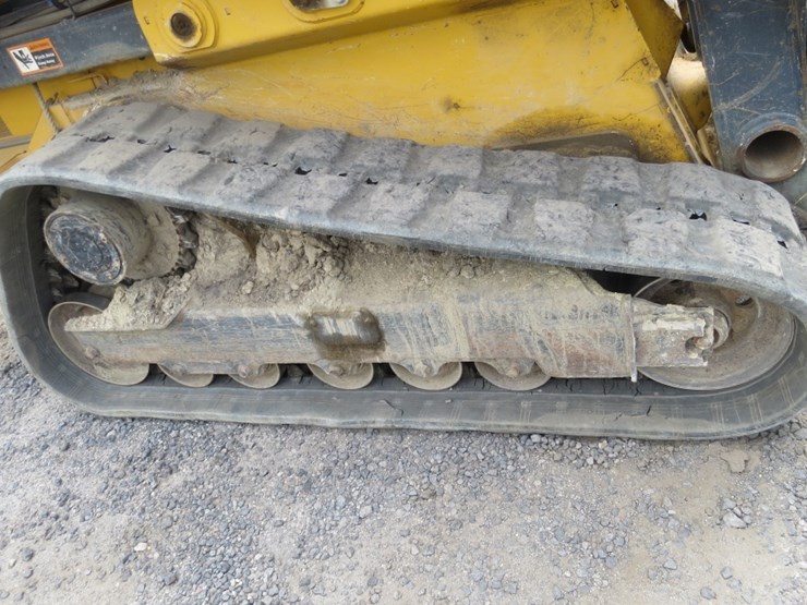 2020-deere-333g-image-7