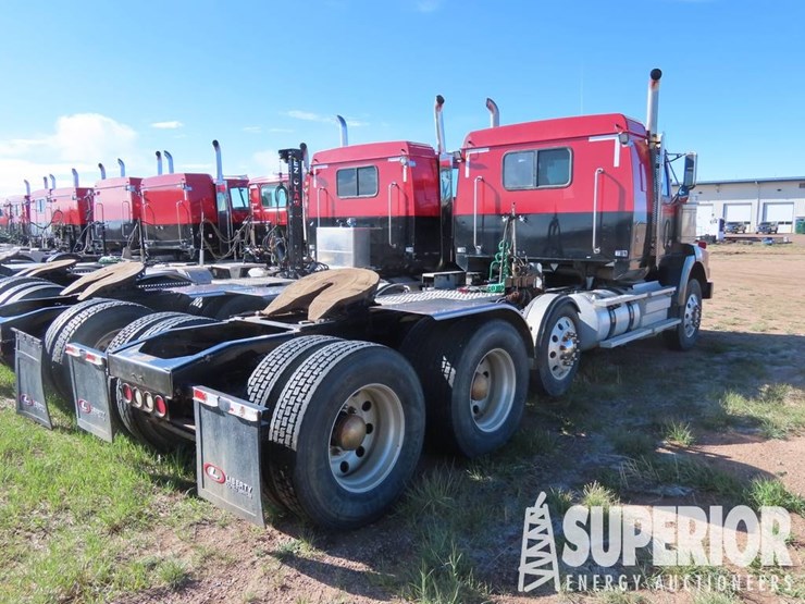 2012-western-star-4900-image-3