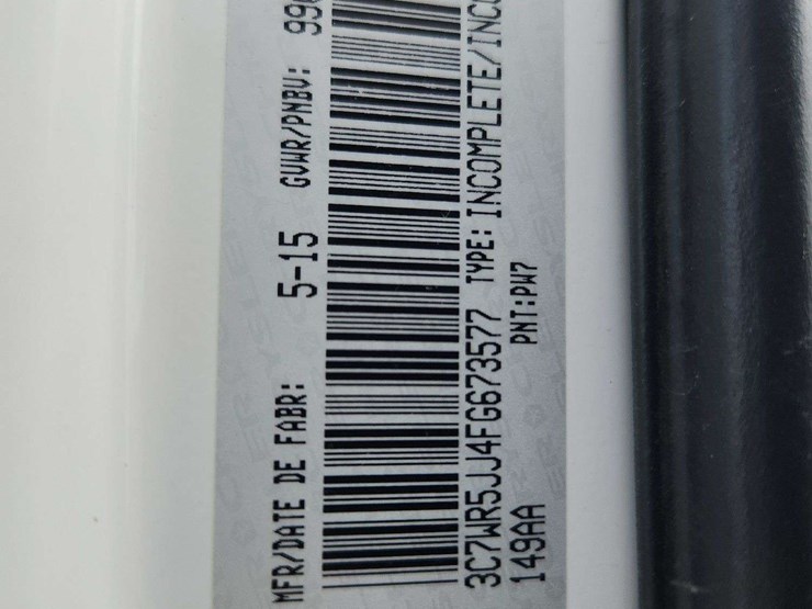 2015-ram-2500-slt-image-19